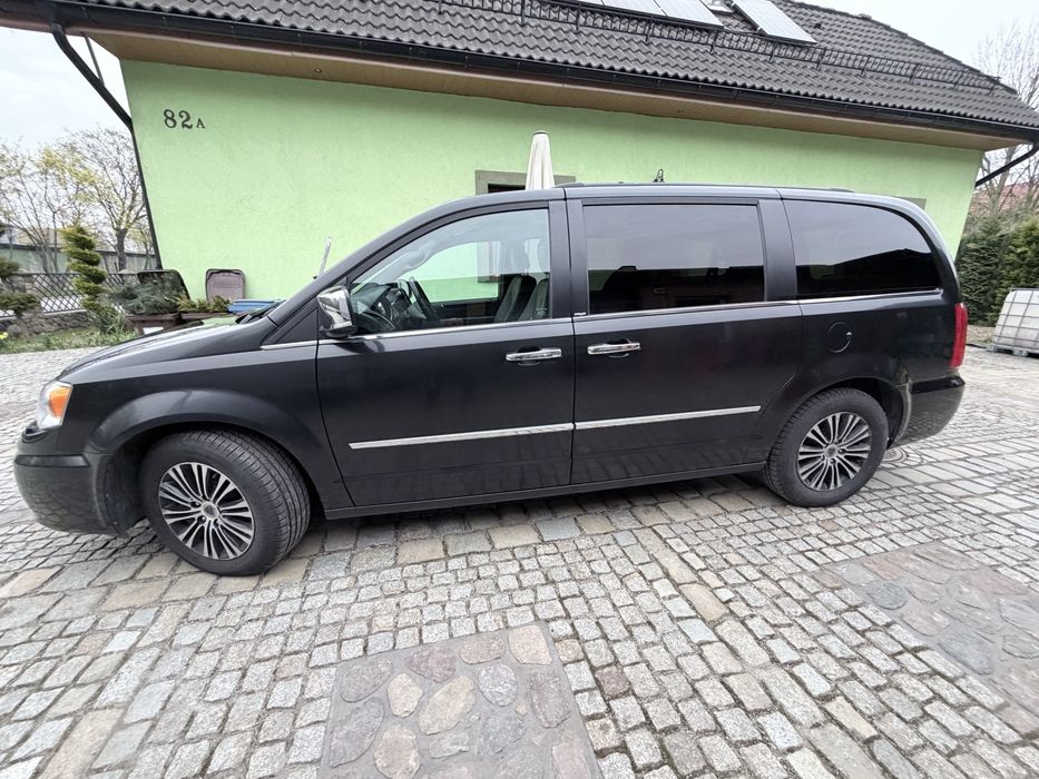 Lancia voyager 2,8 diesel, r. prod. 2014.