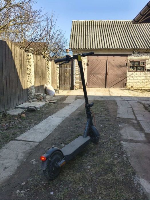 Електросамокат Xiaomi
