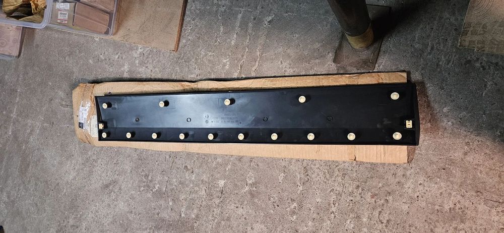 LISTWA BOCZNA A9066901600 MERCEDES SPRINTER W906