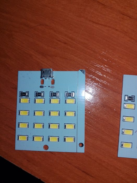 Лед ліхтарик от повербанка