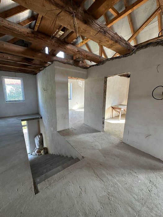 Продається будинок в м. Тячів