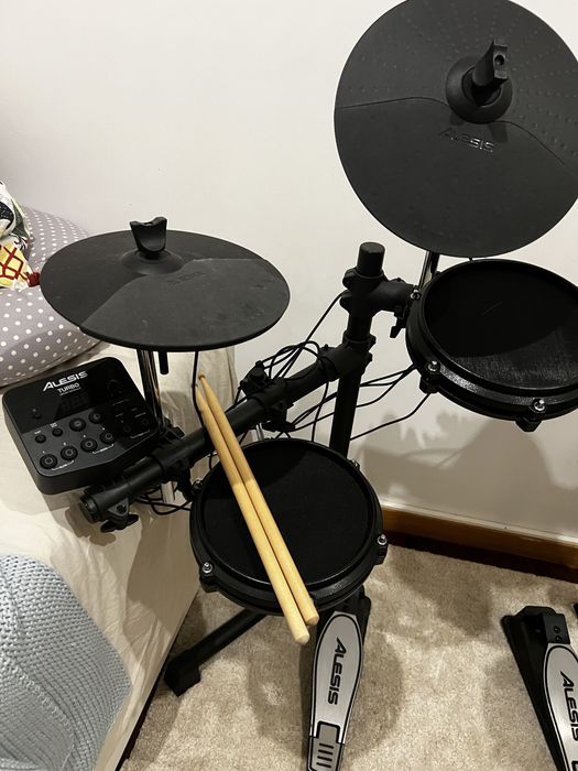 Bateria Eletrónica Alesis Turbo Mesh kit