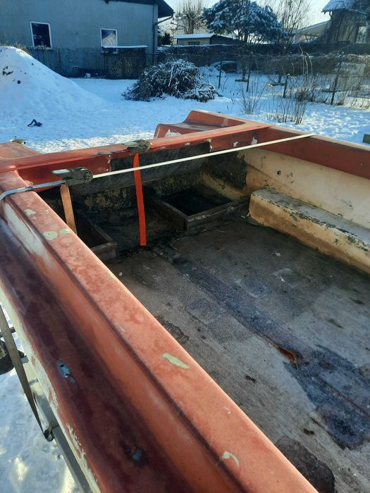 Łódź rekreacyjna SELCO 3,80 m – rozpoczęta renowacja | bez silnika