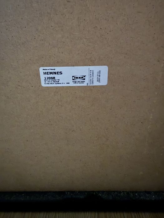 Półka ścienna Hemnes