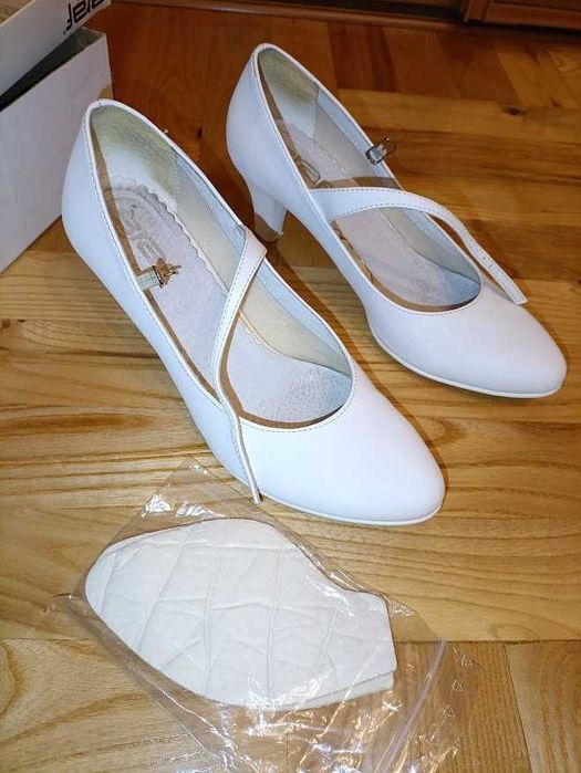 Buty białe, ślubne marki Graf