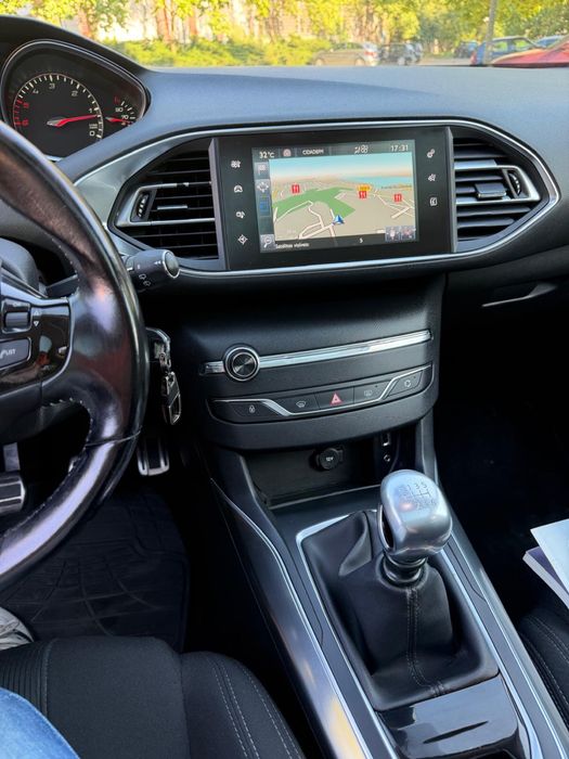 Peugeot 308 SW 2014