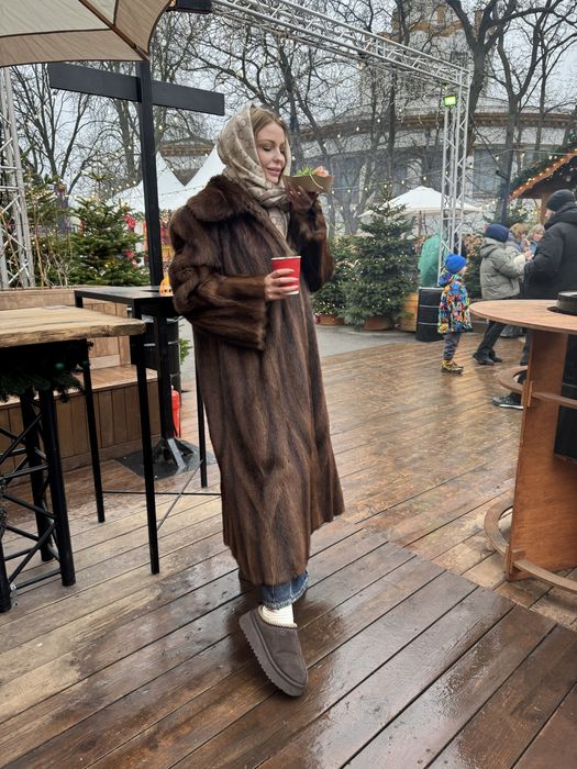 Норкова натуральна шуба довга lux fur