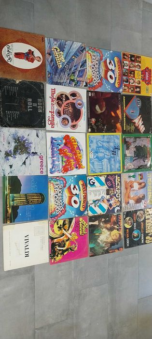 Discos de vinil e gira discos