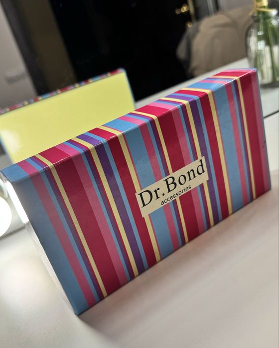 Шкіряний гаманець Dr. Bond