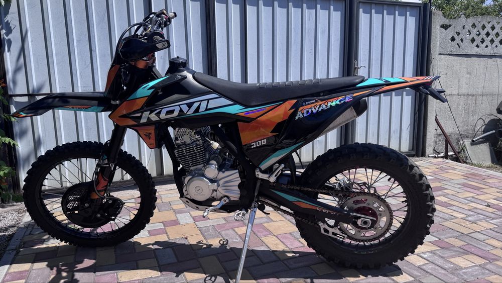 Мото кові адванс 300 kovi advance