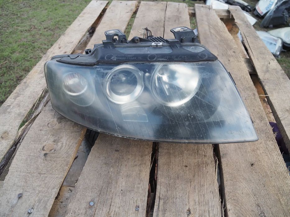 Lampa przód przednia prawa Audi A4 B6 Cabrio 8H0941004AD Anglik