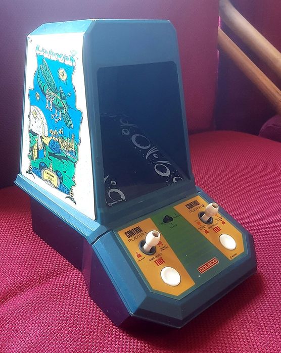 Jogo eletrônico em excelente estado