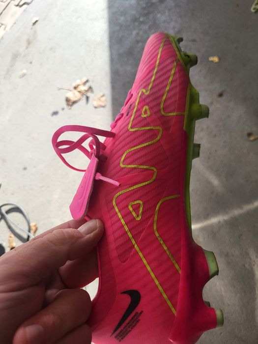 korki nike jak nowe