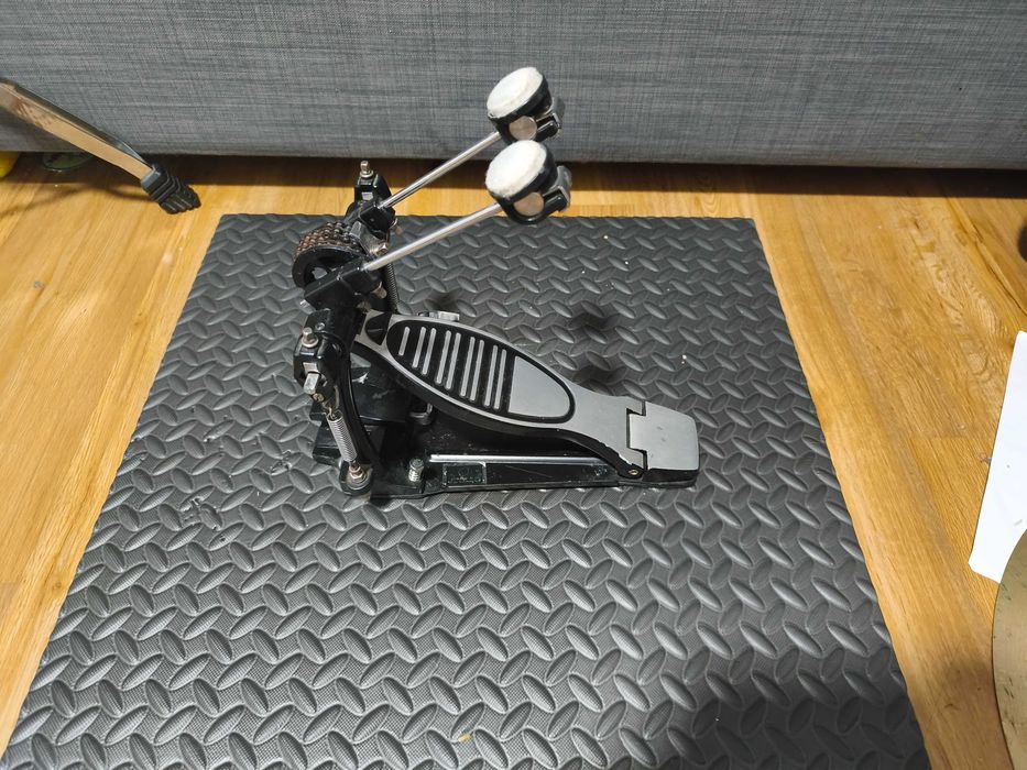 Pedal Duplo FAME (em Ótimo estado) (Para sair logo)