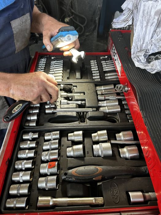 Naprawy główne i bieżące warsztat Iveco Sprinter  , Transit, Crafter