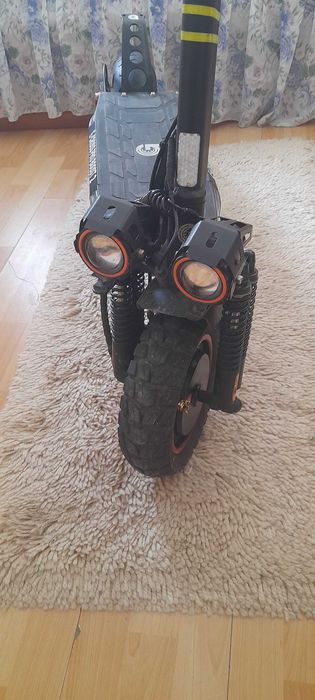 Trotinte eletrico