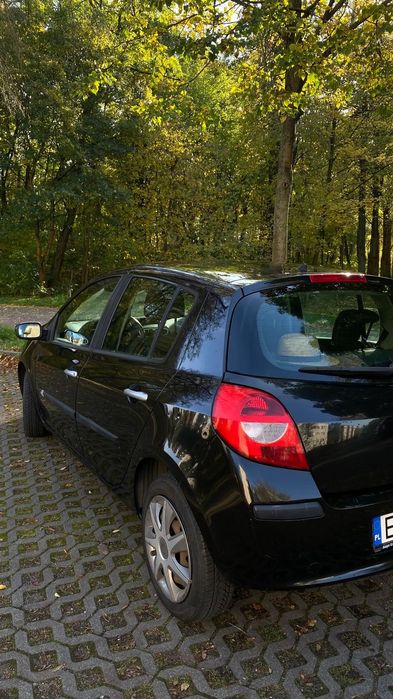 Renault Clio ZAREZERWOWANE Renault Clio 3 III 2007r. 1.2 benzyna