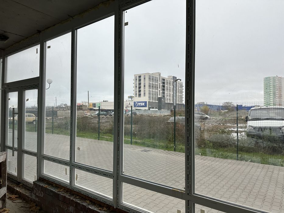 Аренда фасадного помещения в ЖК Акварель-2