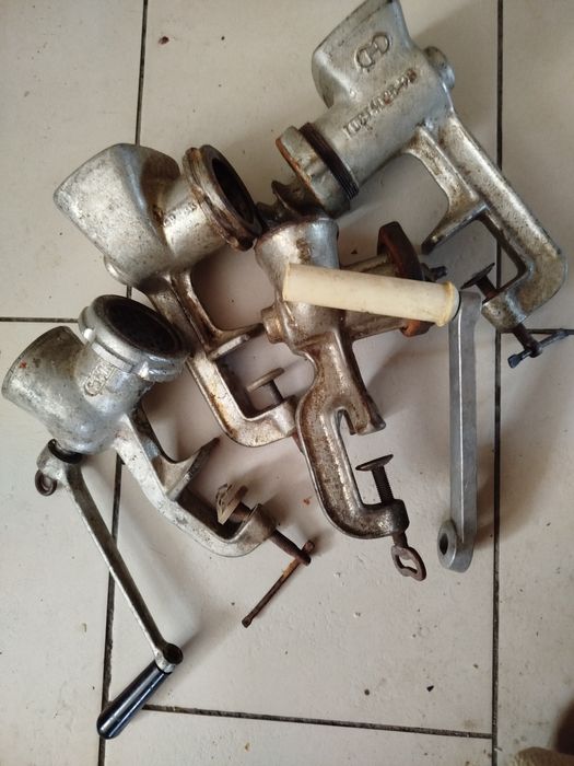 Продам советские мясорубки