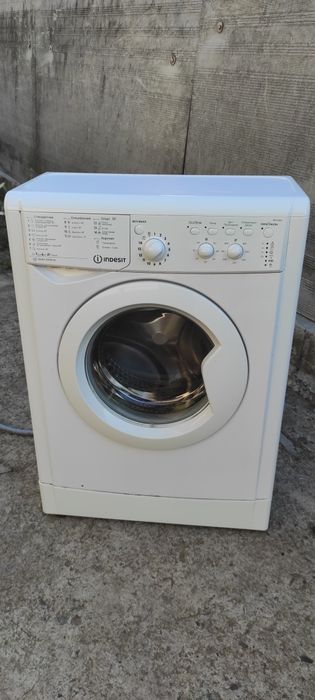 Продам пральну машину під ремонт