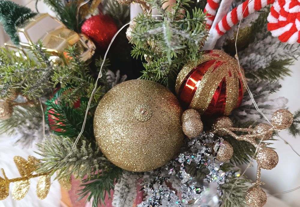 Dekoracja bożonarodzeniowa LED. Stroik świąteczny. Dziadek do orzechów