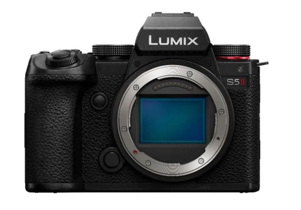 Panasonic Lumix DC-S5 M II plus 2 lenses and 4 years warranty