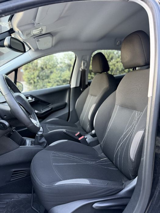 Peugeot 208 1.2 Nacional