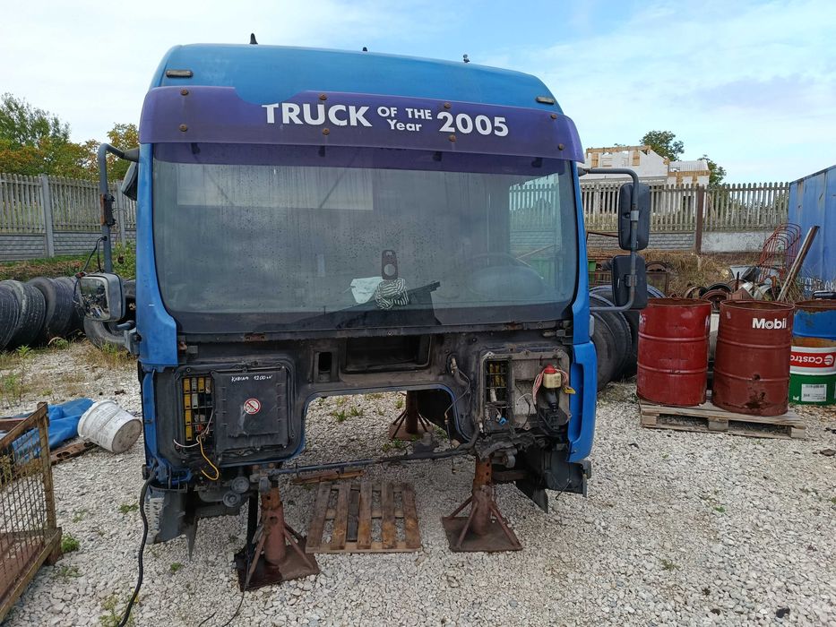 Man tgl 8.240 kabina