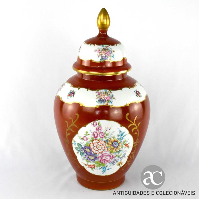 Pote com tampa em porcelana Artibus