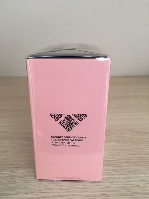 Perfum PRADA  Paradoxe Intense