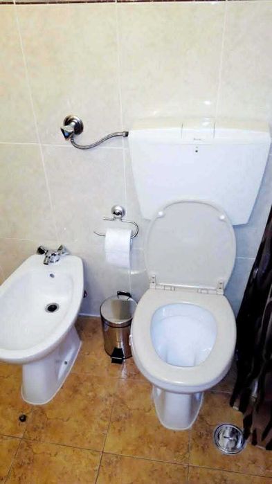 T2 mobilado e equipado com marquise e dispensa em Olhão