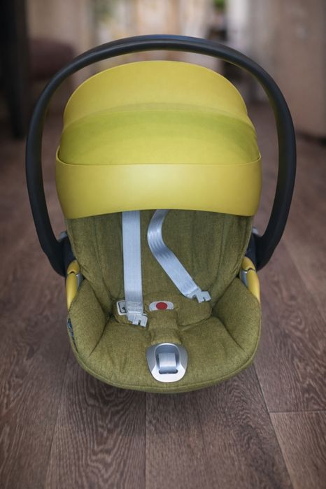 Продам дитяче автокрісло Cybex (0+ / i-Size)