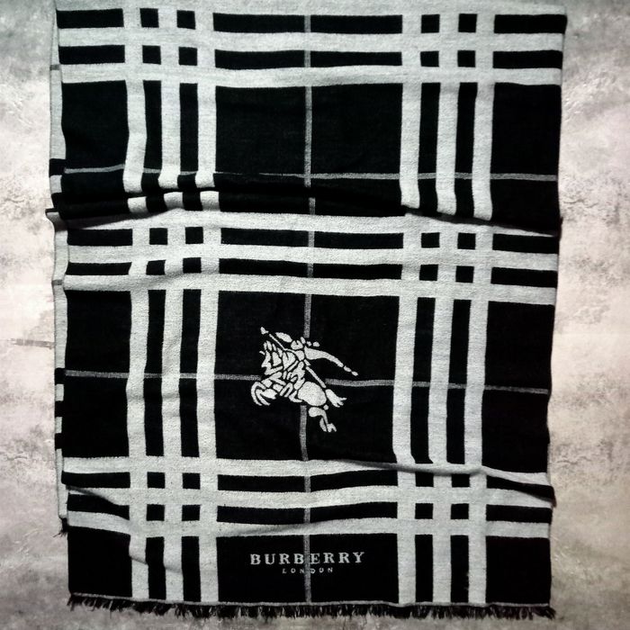Burberry scarf шарф барбери