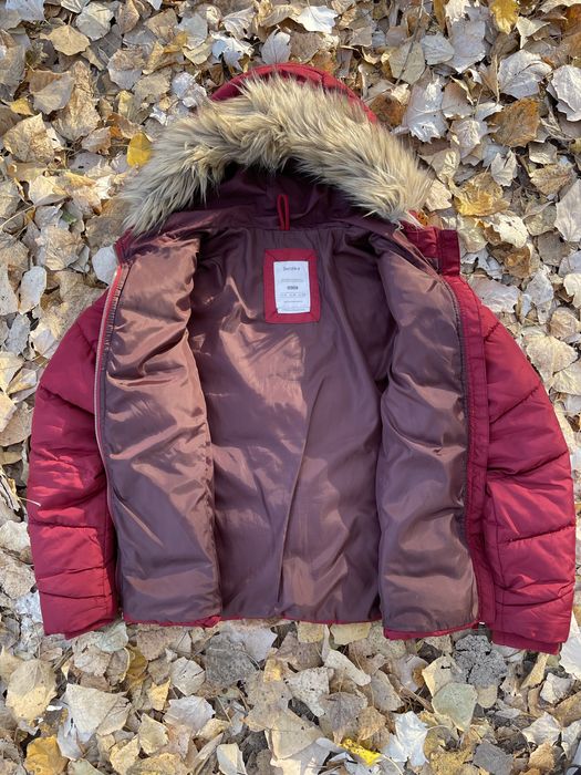 Куртка женская Bershka