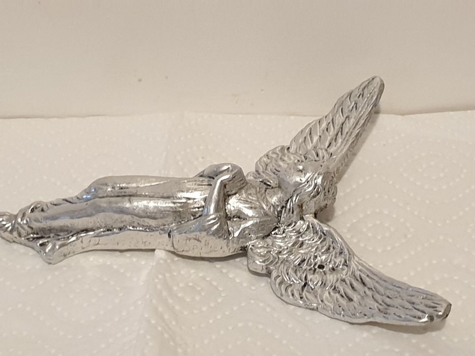 Grande antigo pendente de Anjo da Guarda em Alumínio