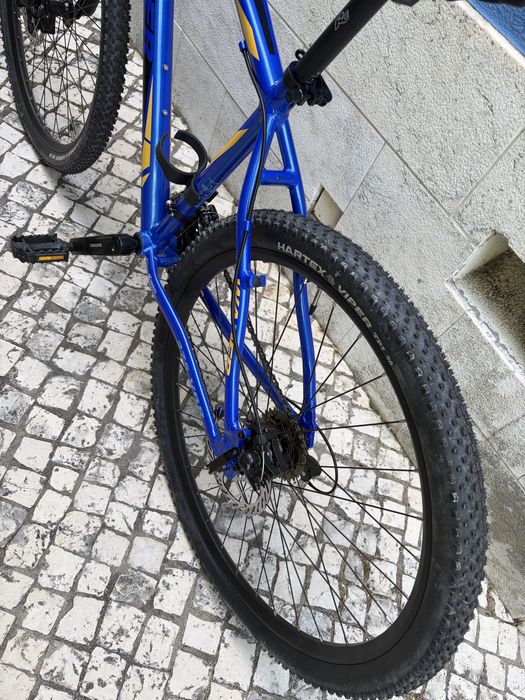 Bicicleta BTT 27,5" – Nova