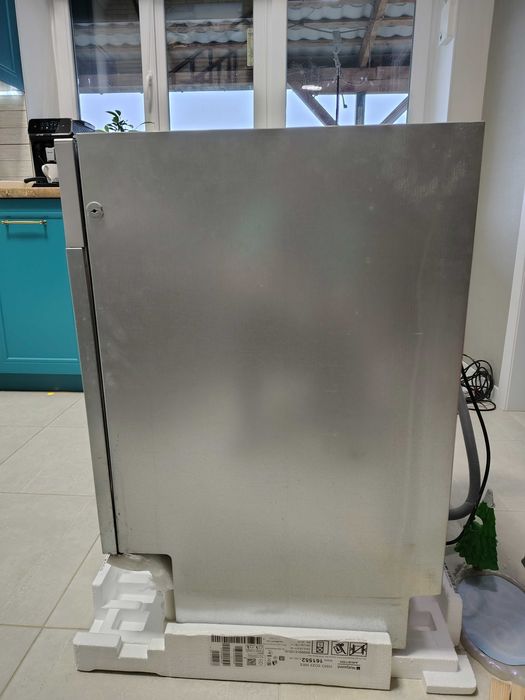 Посудомийна машина 450 ariston