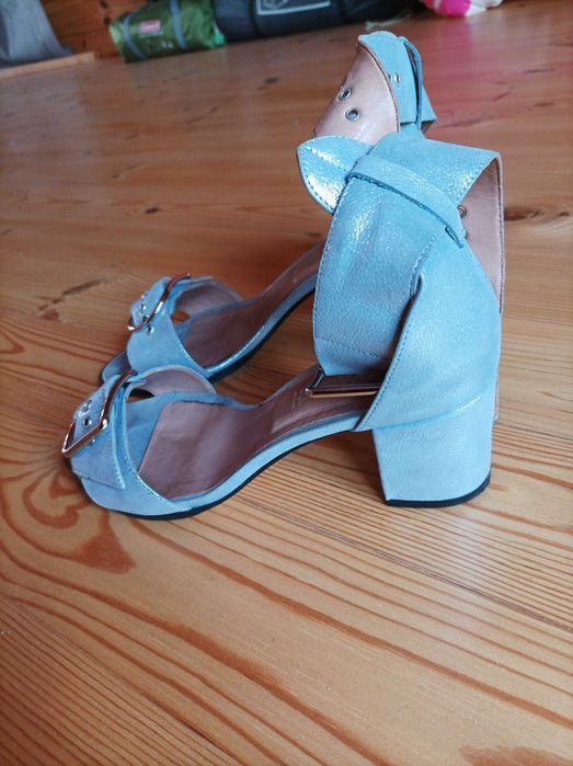 Босоніжки жіночі Olteya