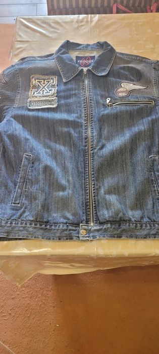 Продам куртку джинсовую
