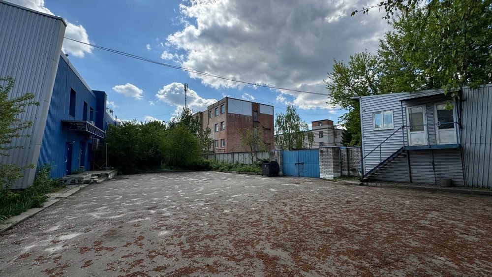 ПРОДАЖ окремого приміщення 1475м2 та ВЛАСНОЇ фасадної ділянки 42 СОТОК