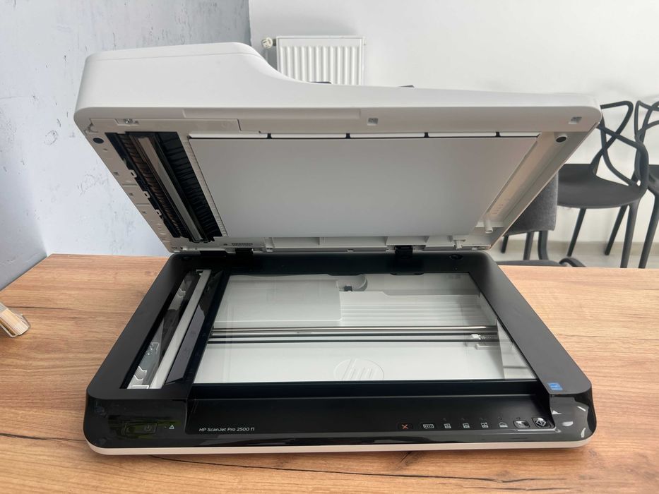 Sprzedam skaner HP ScanJet 2500 F1 prawie jak NOWY