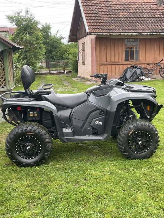 Can am. Outlander