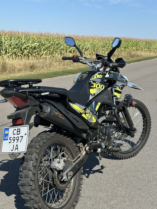 Продам шинерей або обмін 300сс 6ст 3500пробіг