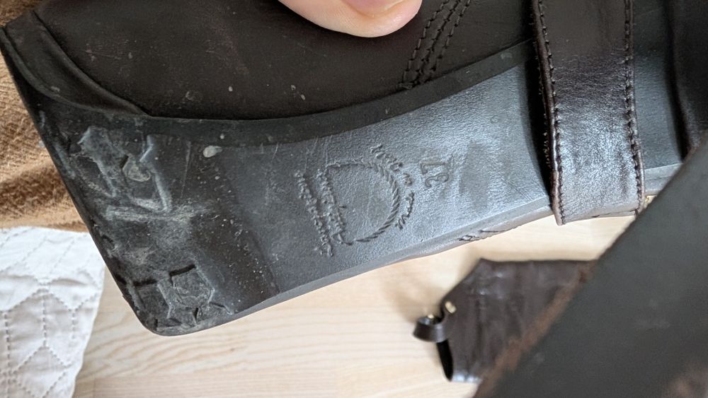 Шкіряні чоботи/ботильйони lavorazione artigiana шоколадного кол-ру 37р