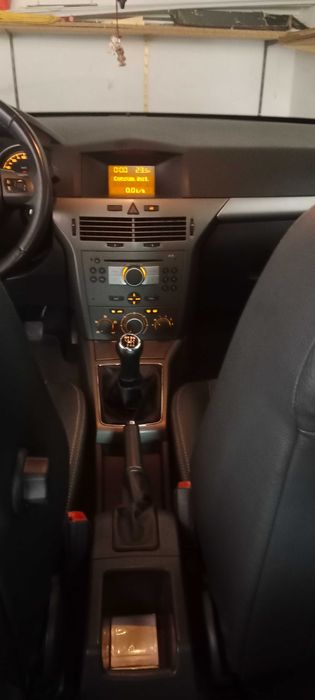 Opel Astra H Caravan 1.7 CDTI Cosmo 100 CV – 250.100 km — photo 3