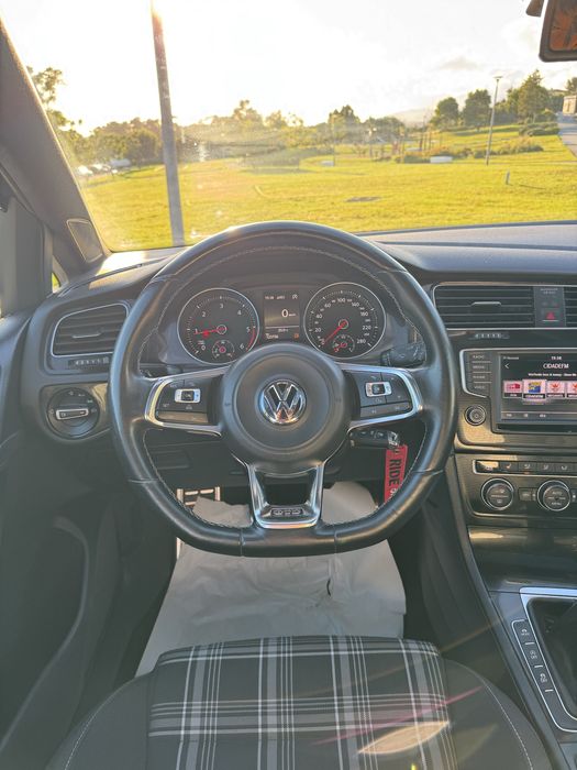 Volkswagen Golf GTD | MUITOS EXTRAS