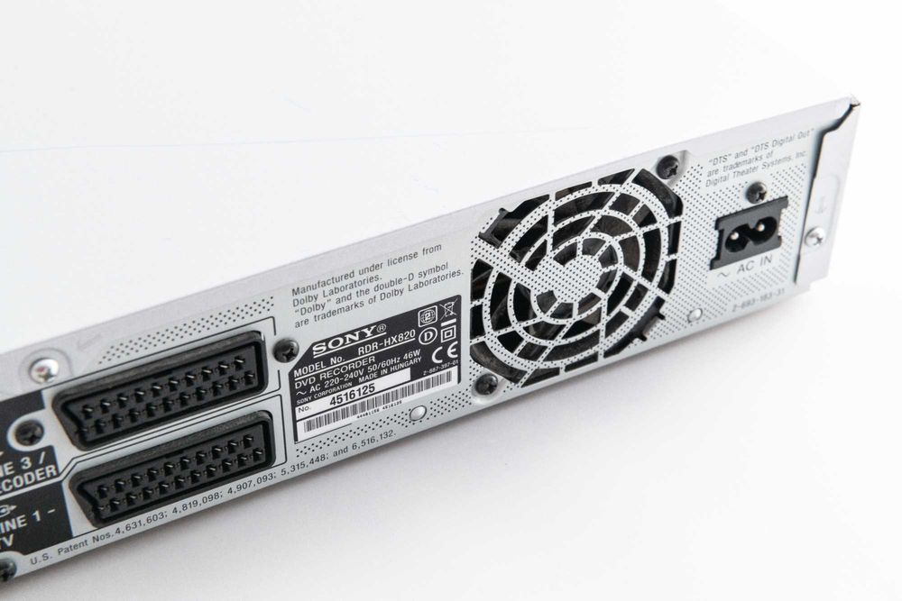 Nagrywarka DVD z dyskiem HDD SONY RDR-HX820