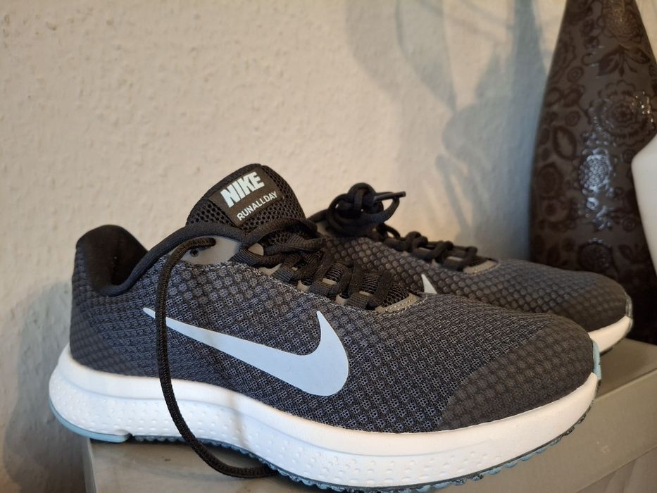 Nike Runallday  buty sportowe damskie 38