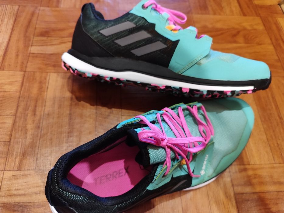 Adidas agravic gore- tex
