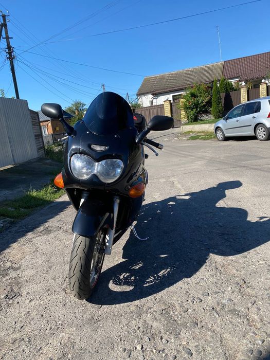 Suzuki Katana GSX 750 F